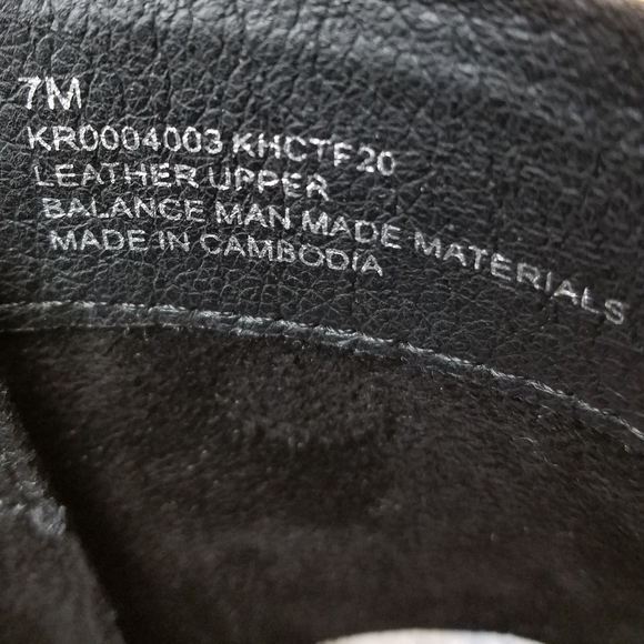 Korks Sonya 7 US Black Leather Suede Stacked Heel Ankle Bootie Boot Side Zip NEW - Picture 11 of 11